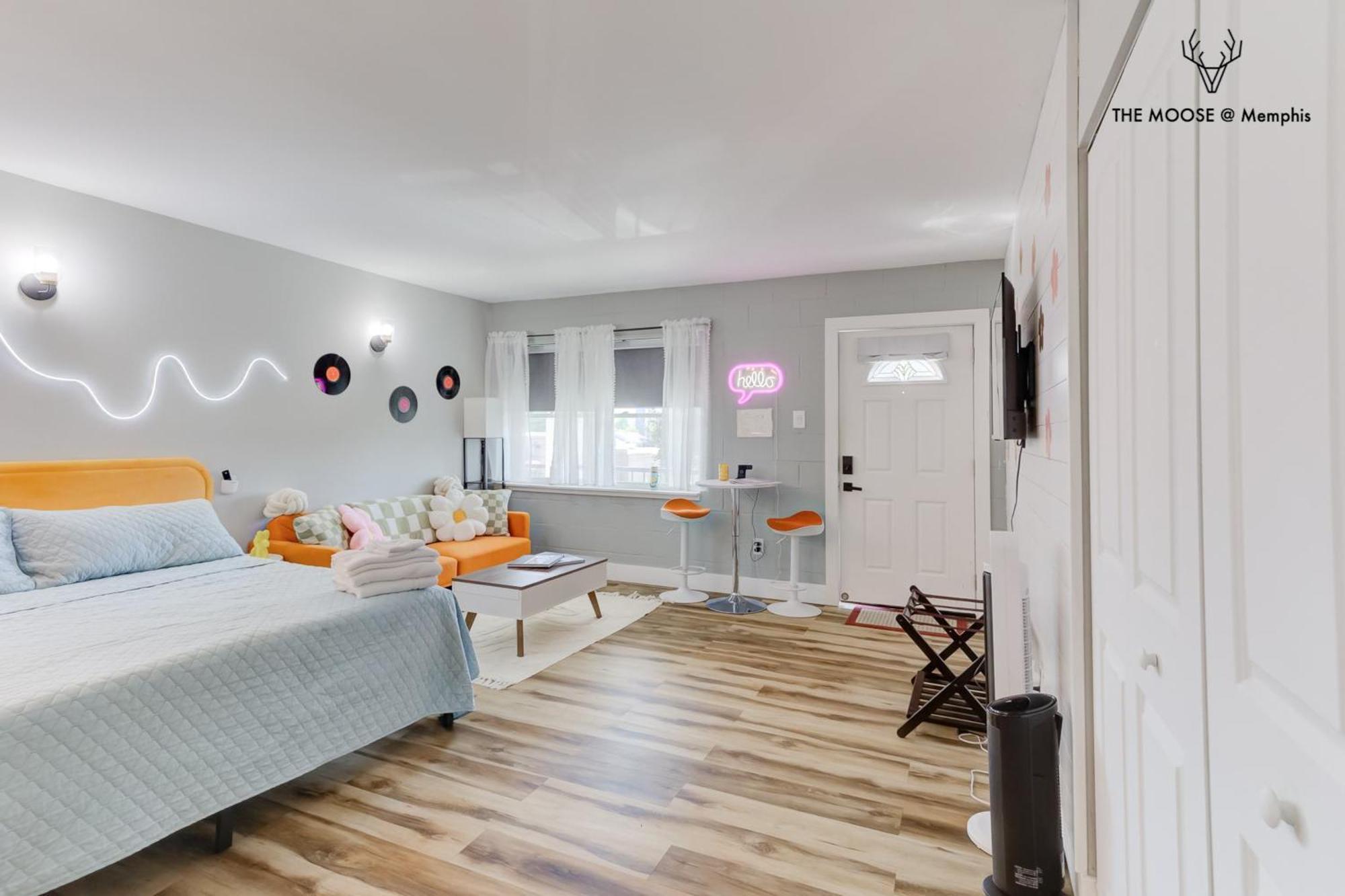The Moose #10 - Stylish Loft With King Bed, Free Parking & Wi-fi Memphis