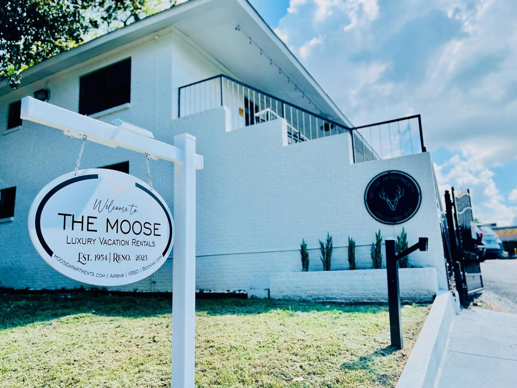 The Moose #10 - Stylish Loft With King Bed, Free Parking & Wi-fi Memphis