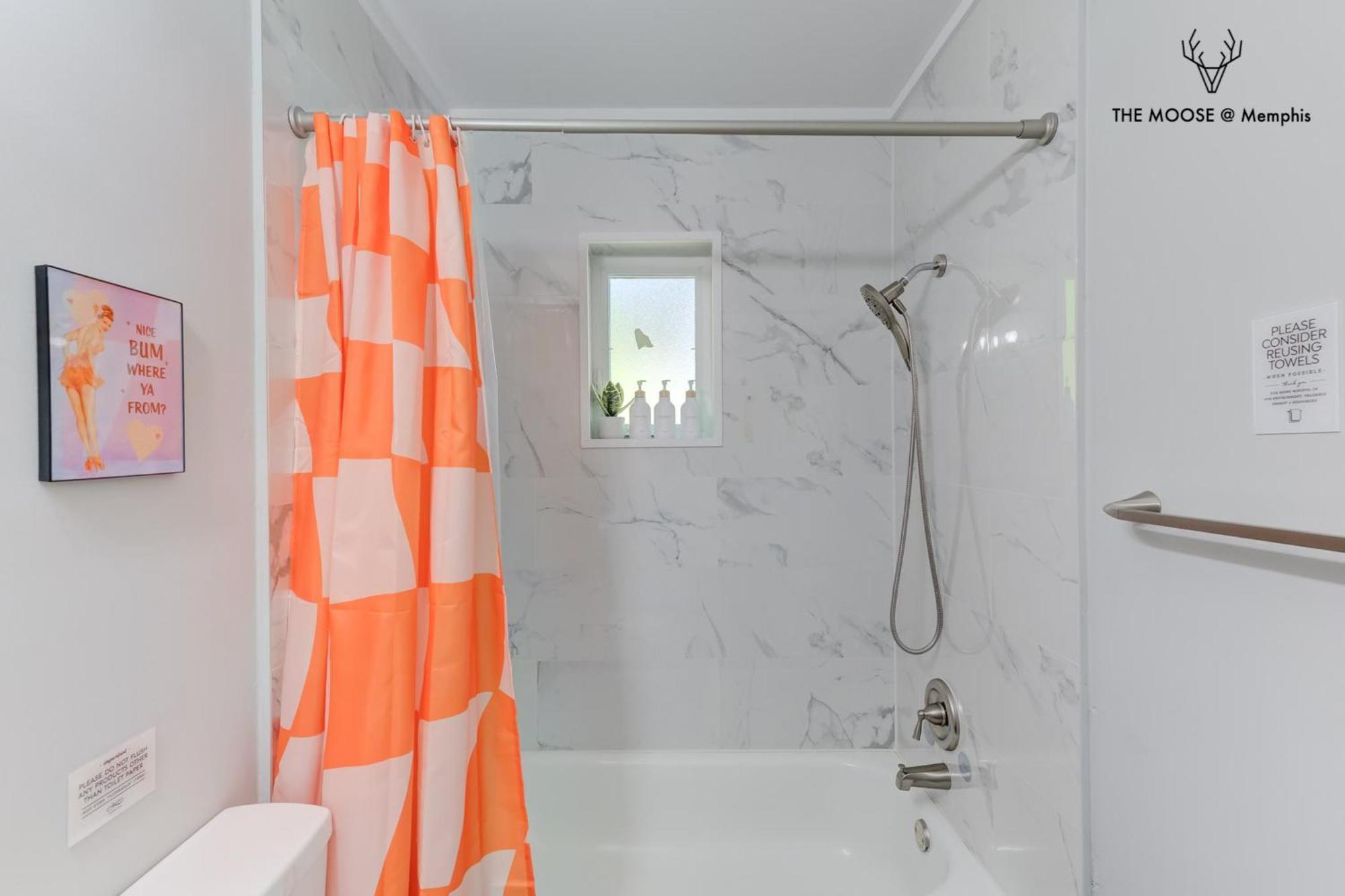 The Moose #10 - Stylish Loft With King Bed, Free Parking & Wi-fi Apartment Memphis